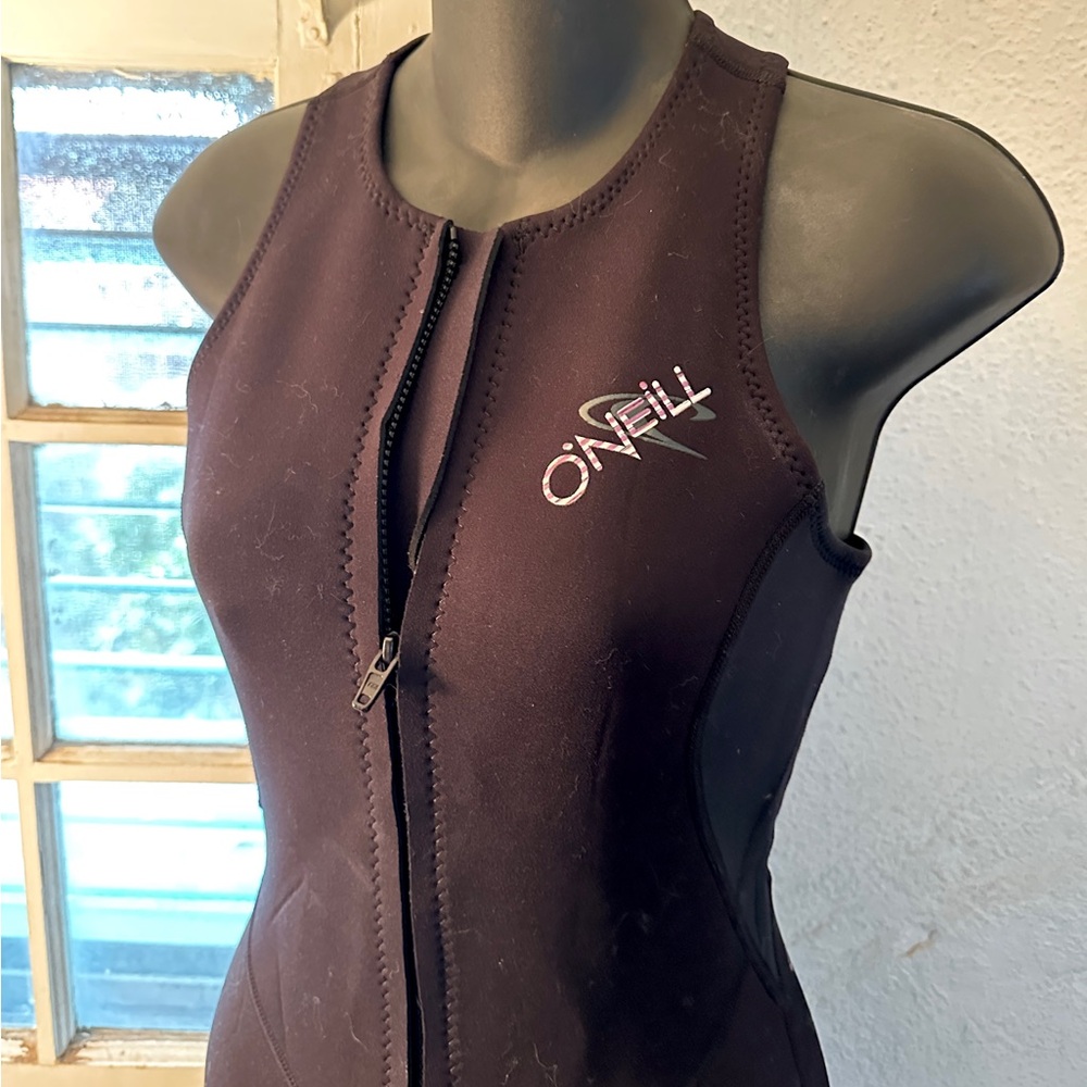 O'Neill women’s sleeveless farmer Jane wetsuit